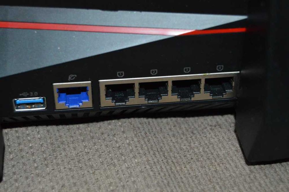 Router gaming ASUS RT-AC5300 Tri-band Gigabit Wifi 5