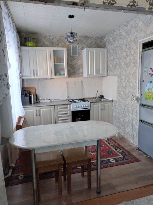 Продам 3х комнатную квартиру 1-50