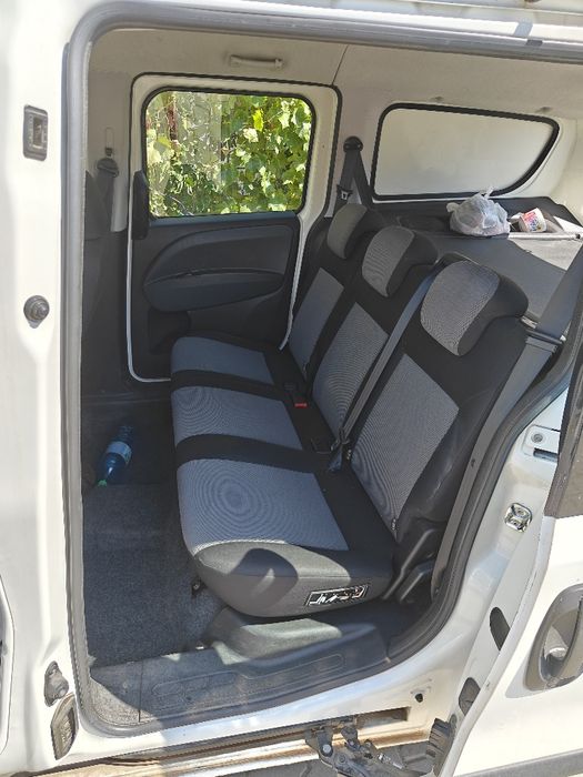 Vând Fiat doblo maxi