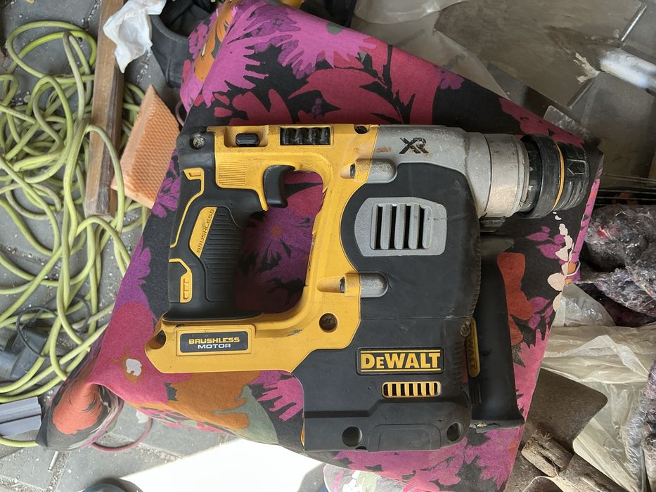 Vind dewalt  2024 DCH273  doar corp
