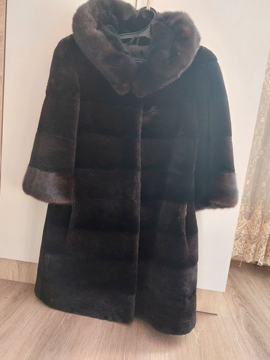 Продам Шубу мутон