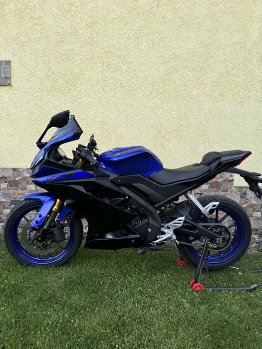 Yamaha YZF R125, Evacuare Akrapovic