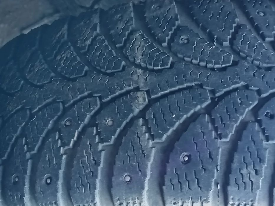 Продам шины с дисками