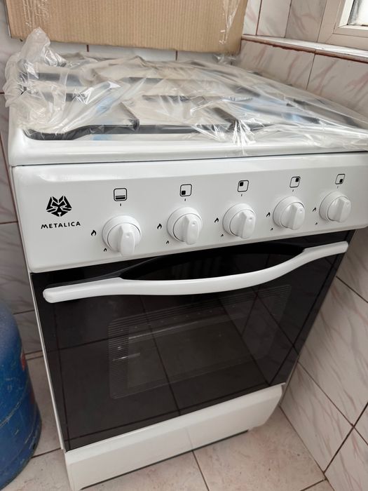 Apartament 2 camere decomandat PB etaj 4