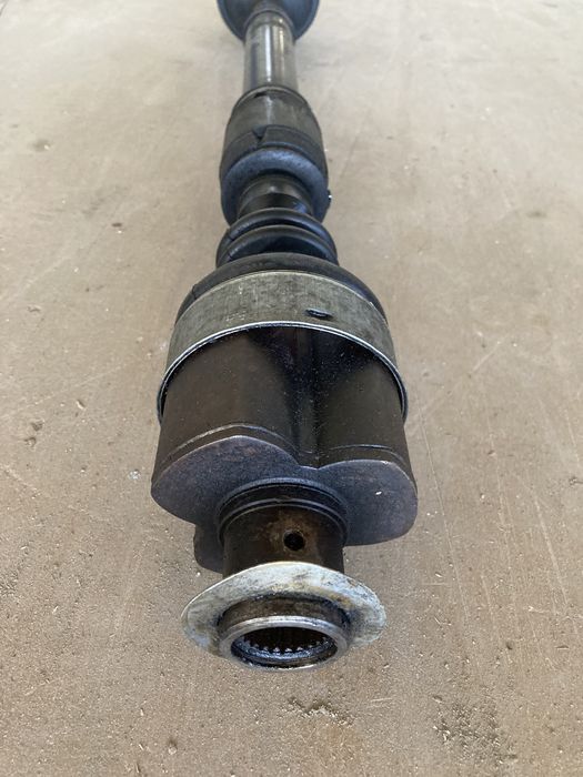 Дясна полуоска Волво V40 2001 година