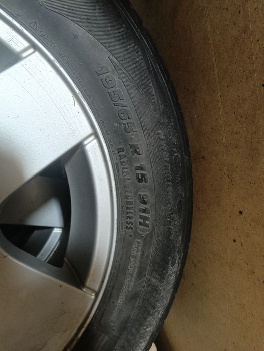 Продам диски с резиной