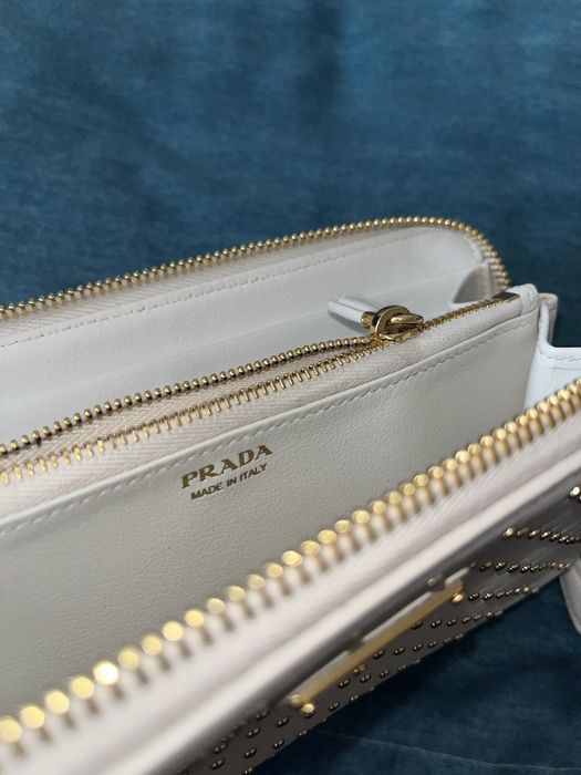 Portofel damă alb PRADA din piele