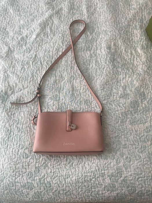 Чанта Calvin klein