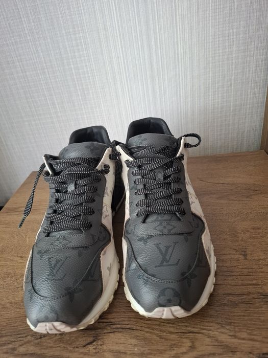 LOUIS VUITTON мъжки обувки 42- 43 номер.