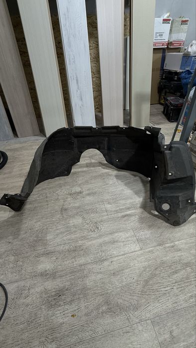 Подкрылок Lexud RX350