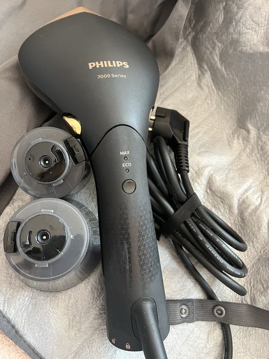 Уред за гладене с пара PHILIPS