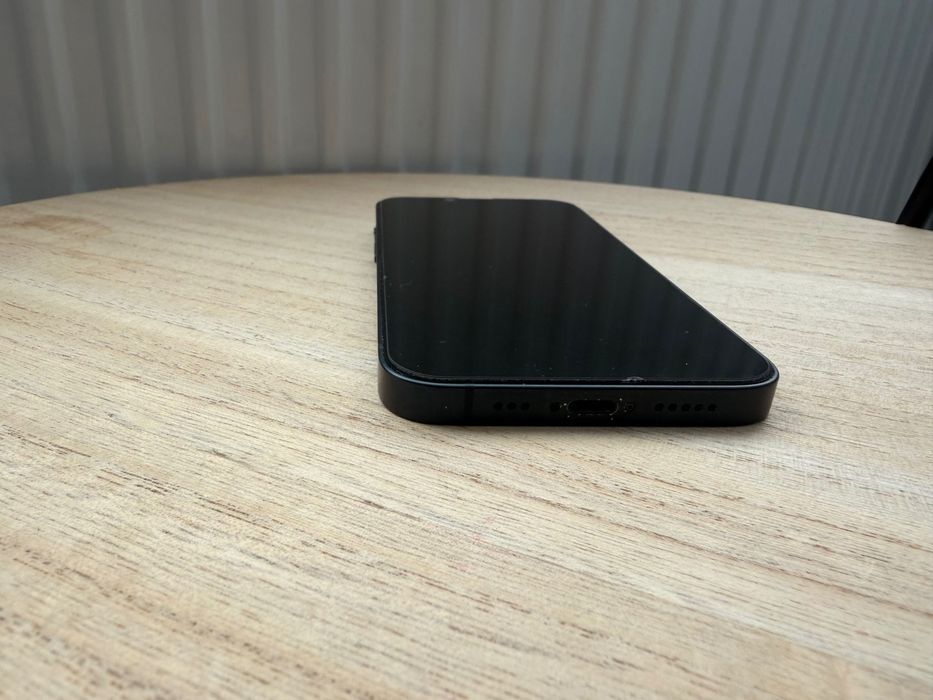 Телефон Iphone 13 128GB Midn