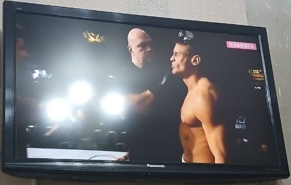 Срочно продам телевизор работающий