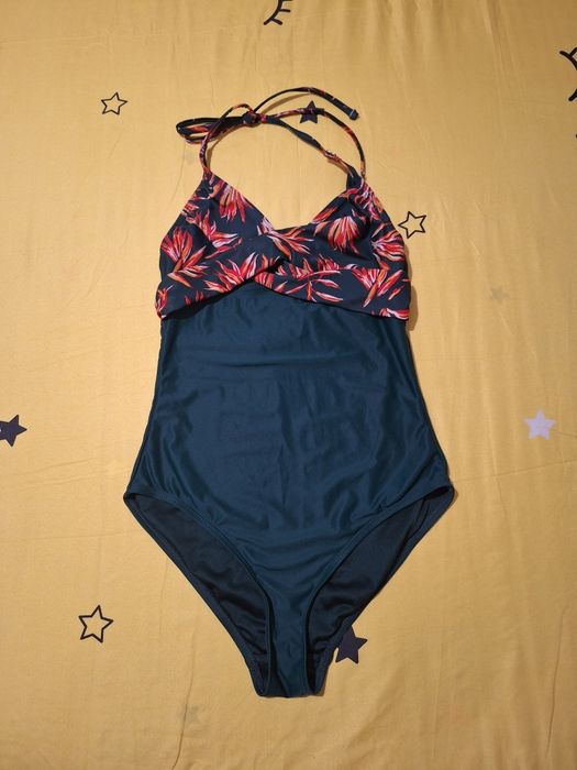 Costum de baie, mărimea S