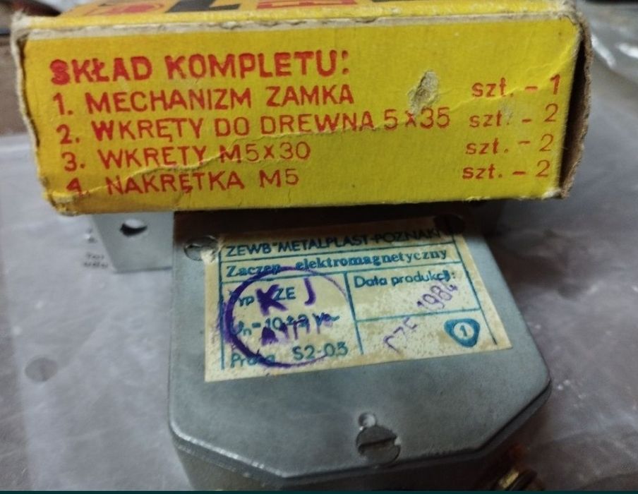 Електромагнит. НОВ. Полски.