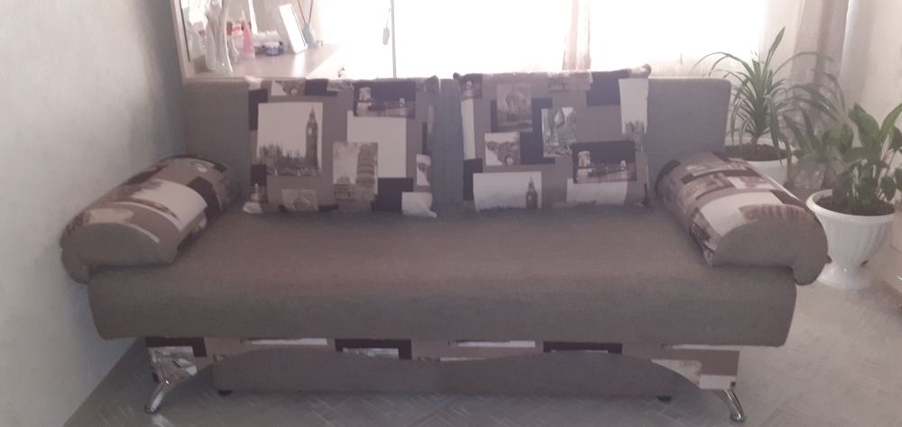 Продам диван в хорошем состоянии