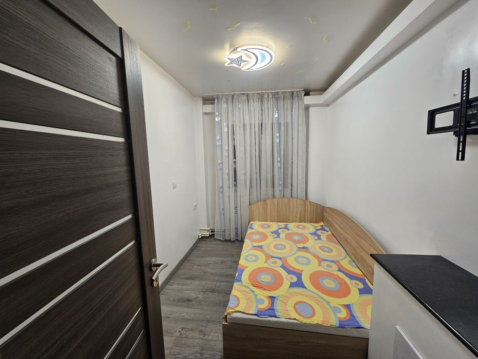 Închiriez apartament