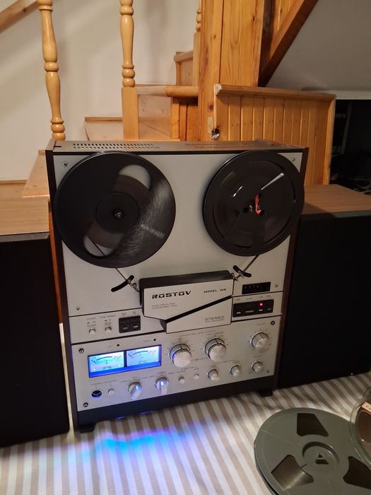 Magnetofon Rostov 105 ,funcționează f bine ,a fost revizuit