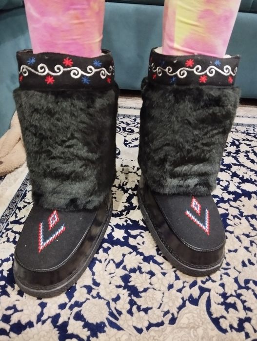 Уги  валенки очень тёплые