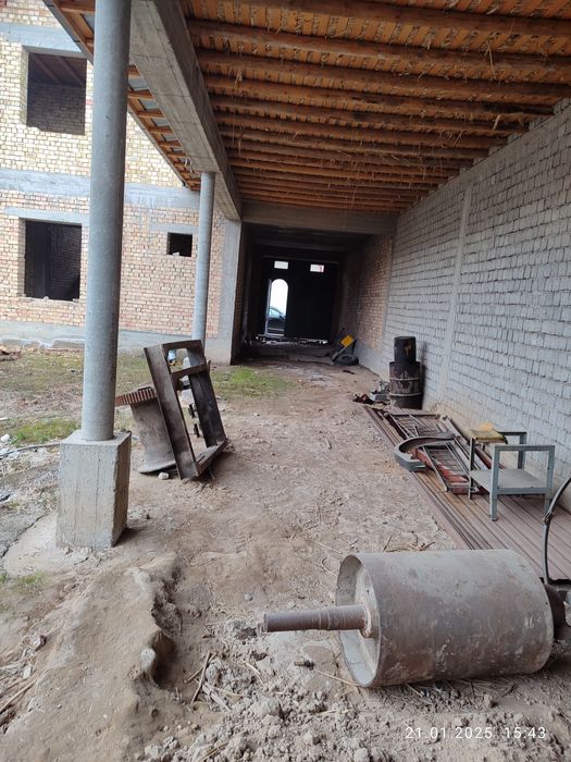 Yangi qurilgan uchaska arendaga (sklad)