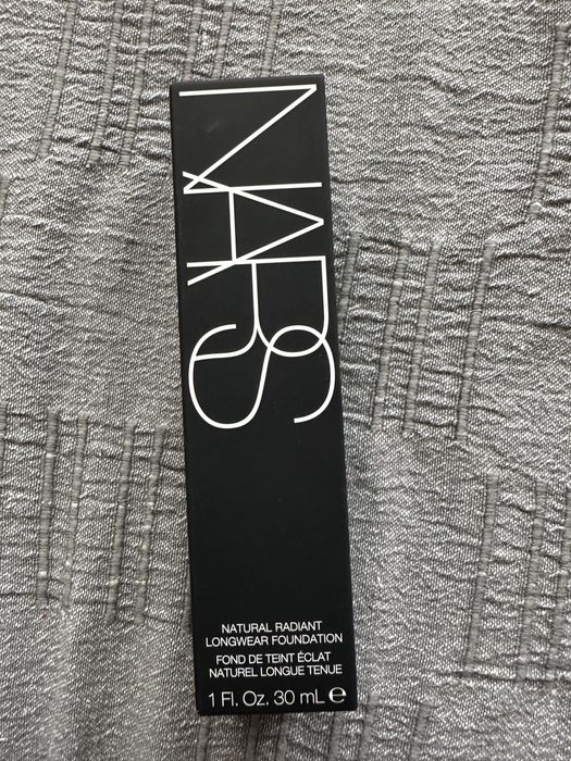 фон дьо тен нов NARS Medium 2.5 SAHEL
