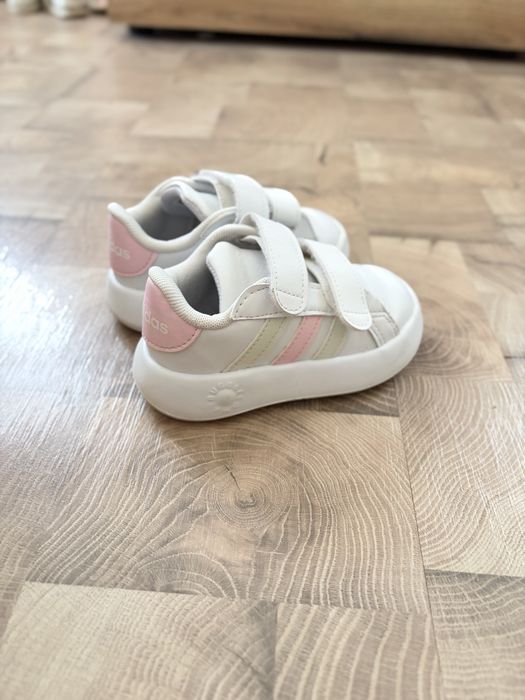 Детски маратонки adidas