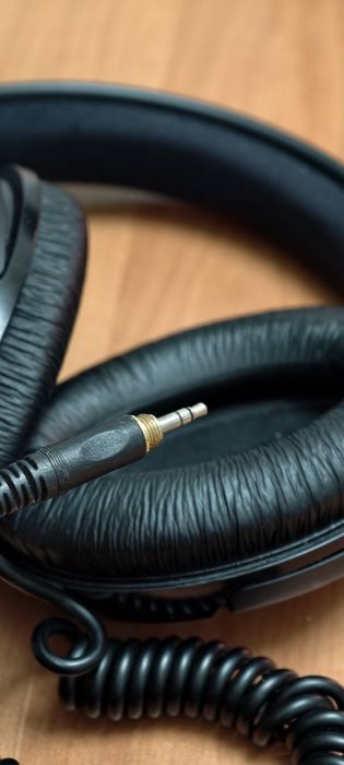 Sennheiser HD 380 Pro