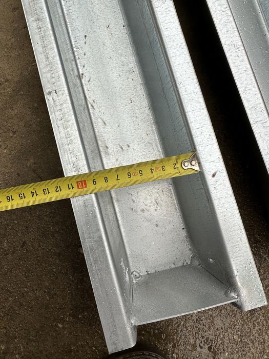 Matrite metalice stâlpi beton/spalieri vie/ stalpi gard beton