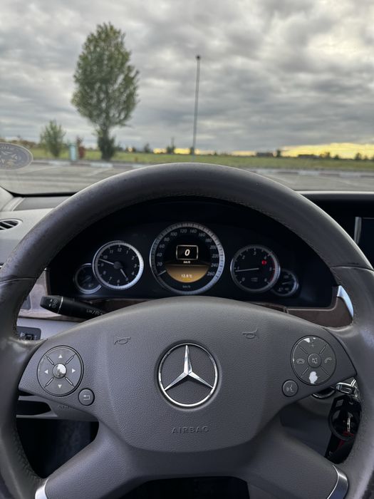 MERCEDES-BENZ E-Class 2011 — imagine 5