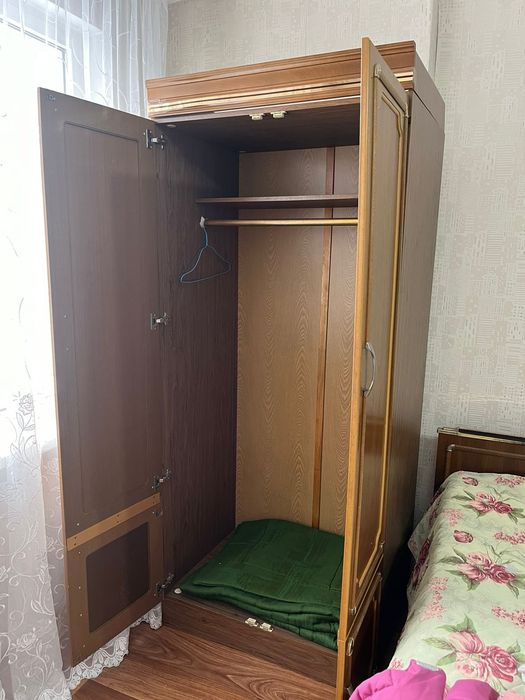 Шкаф кровать Стенка под ТВ Диван продам