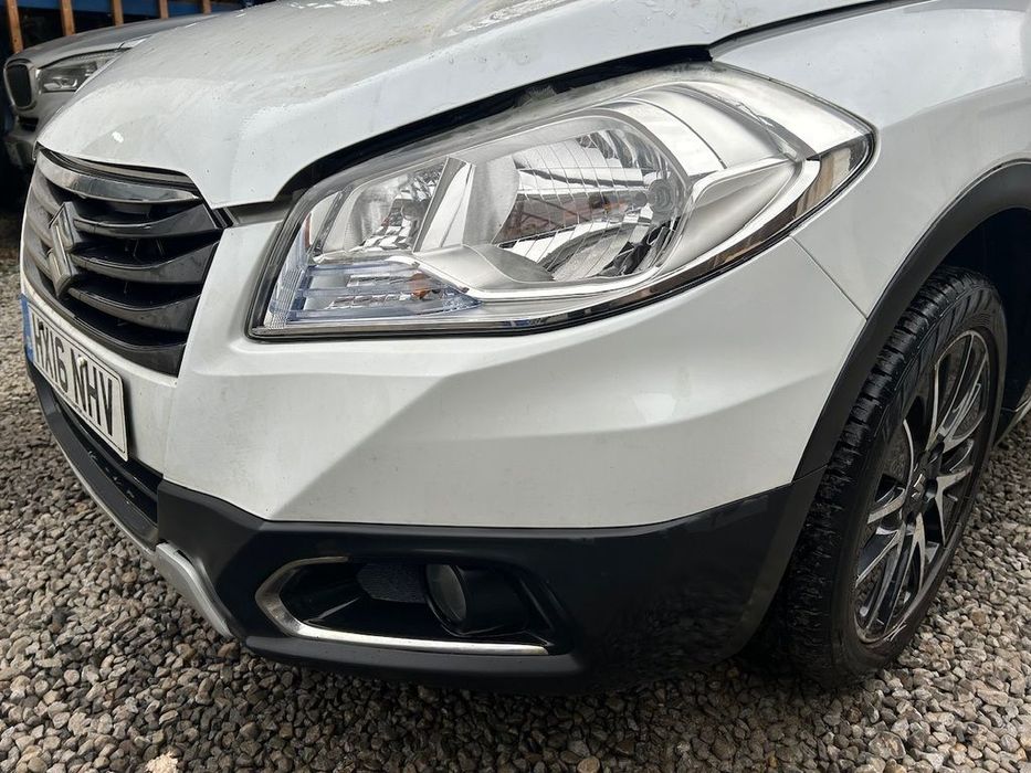 Bara fata Suzuki SX4 S - Cross II 2013 - 2016 Alb ZNL (1410) Benzina model fara ...