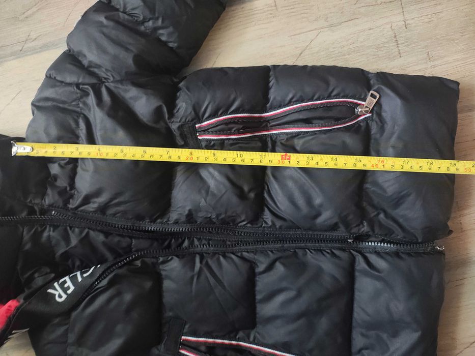 Якета Moncler , DKNY, Diesel за момче на 6-7г