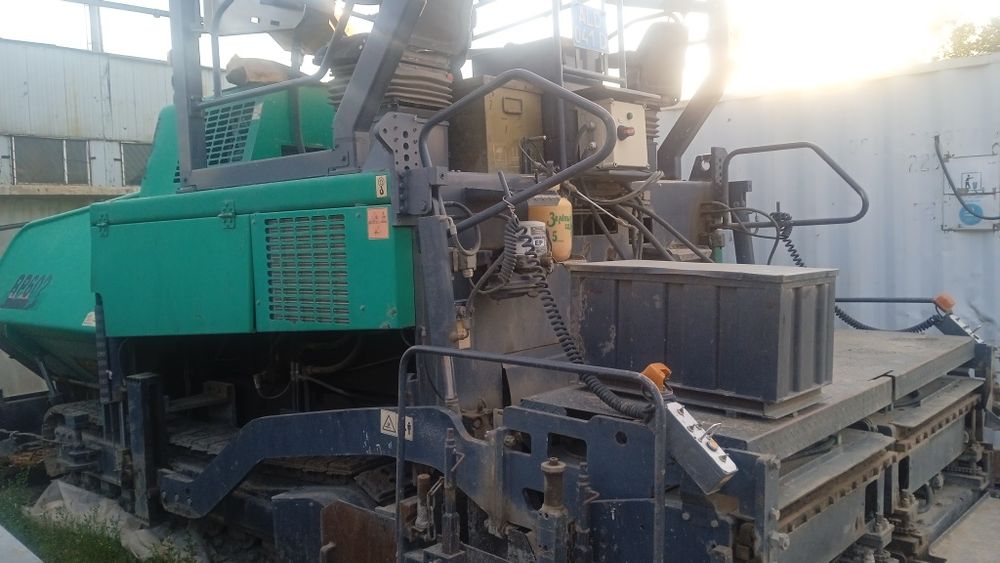 Аренда асфальтоукладчика.