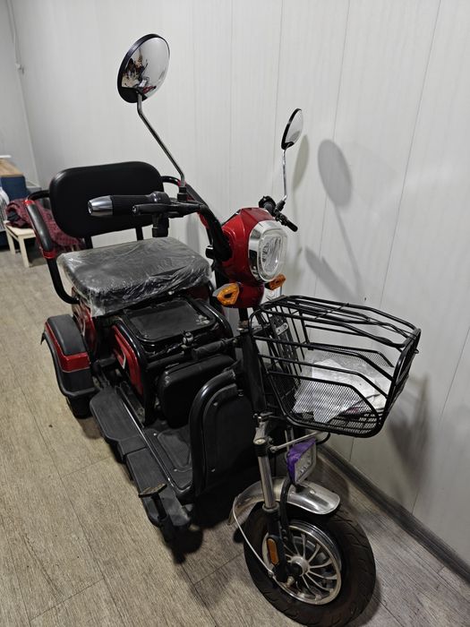 Tritsikl Muraveynik skuter scooter тритсыкл скутер sotiladi yengidek