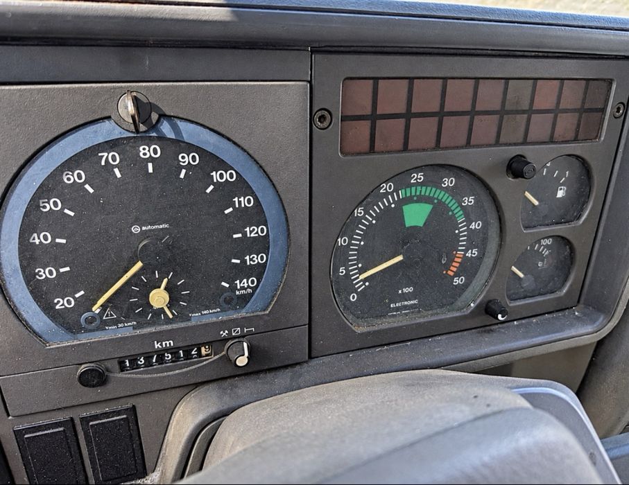 VAND IVECO  DAILY   2.5 diesel, de 103 CP