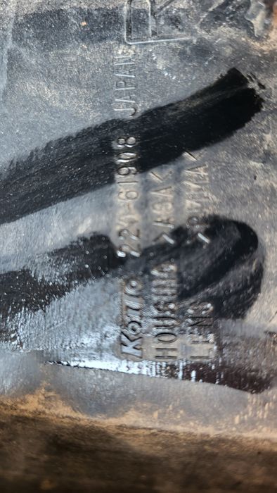 Продам фары мазда премаси 99г