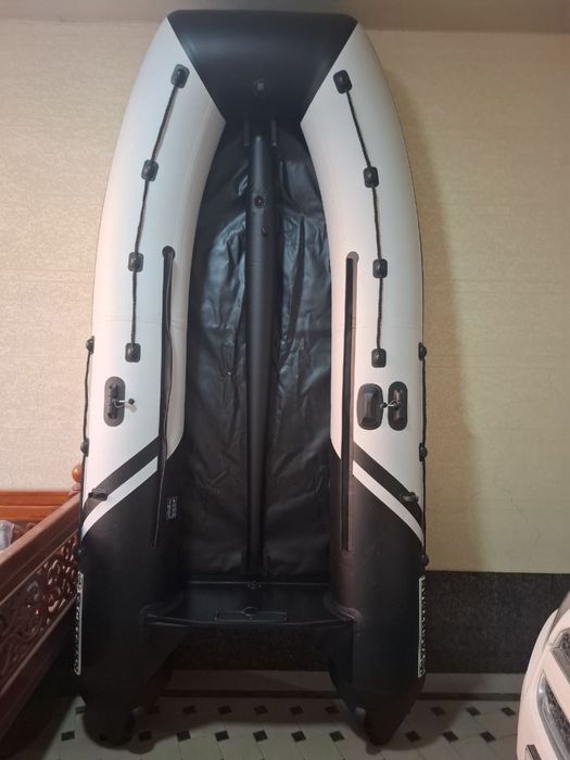 Продается лодка ПВХ YACHTMAN-300