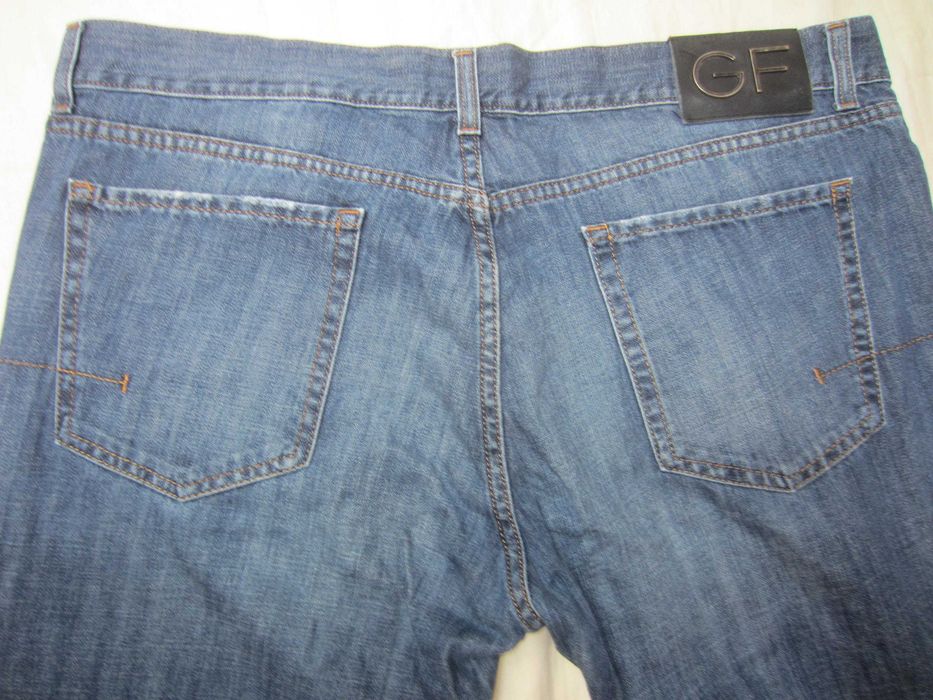Blugi GF Ferre,W40 L34,Talie=102cm,Lung=106cm,Italia