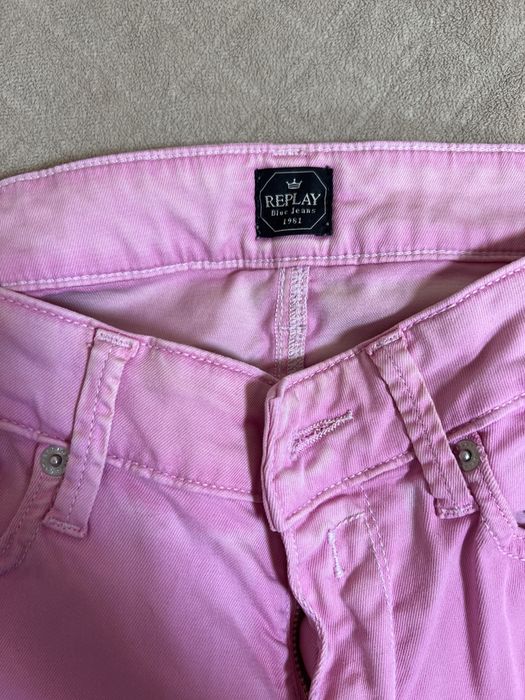 Дънки на Guessи други марки