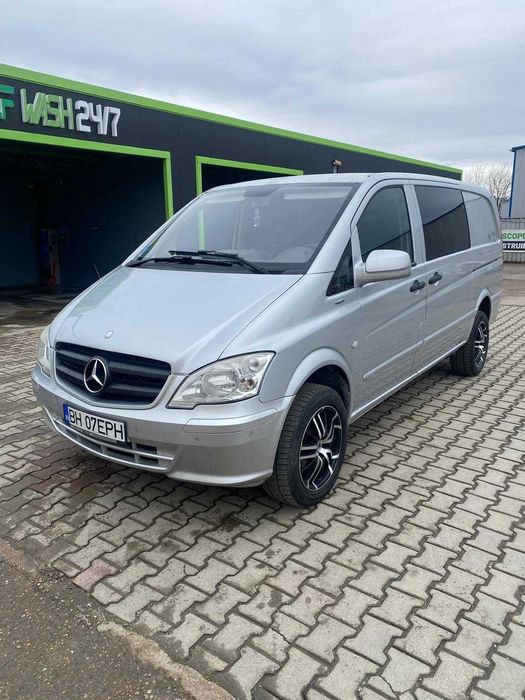 Vând Mercedes Vito 4*4