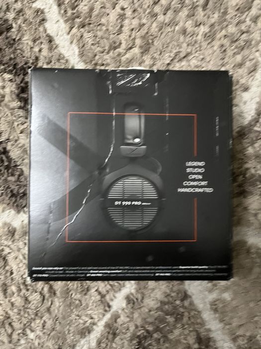 Beyerdynamic DT 990 Pro