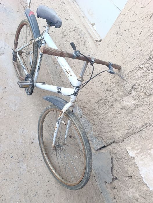 Velosiped 26 sotiladi