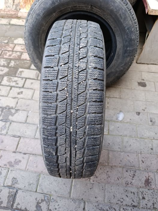 Продам шины для грузовых автомобилей