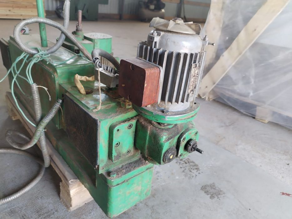 Продам станок для заточки пил на рейсмус, фуганок.