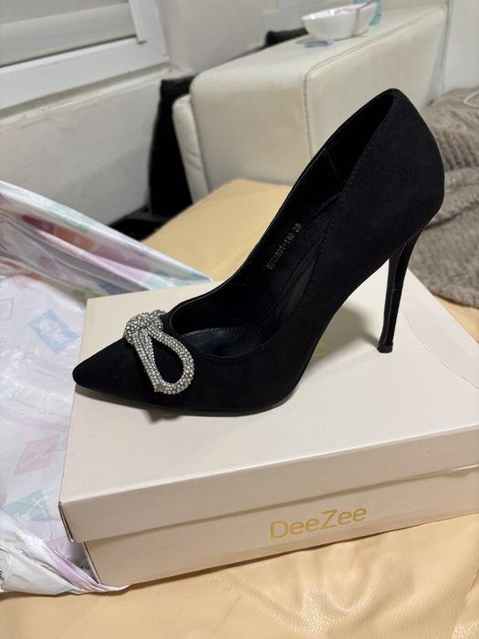 Токчета Deezee.