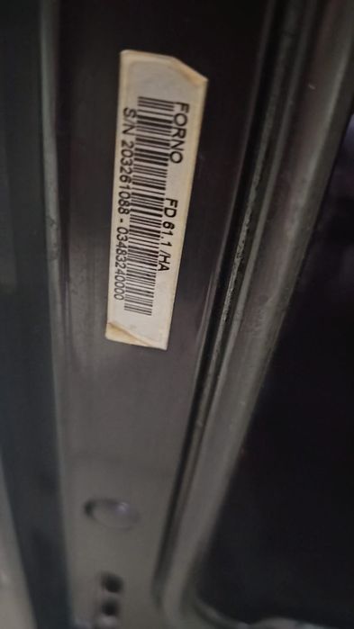 Продам духовку встроеную