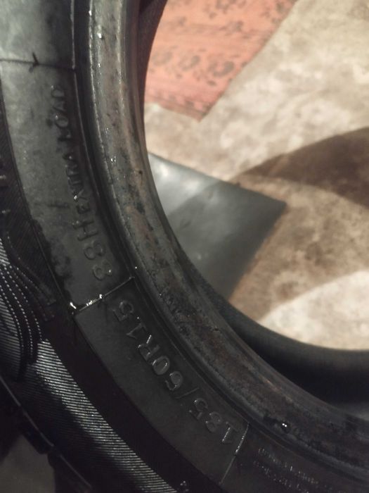 Зимни гуми 2 х 2 вида 185/60 R15