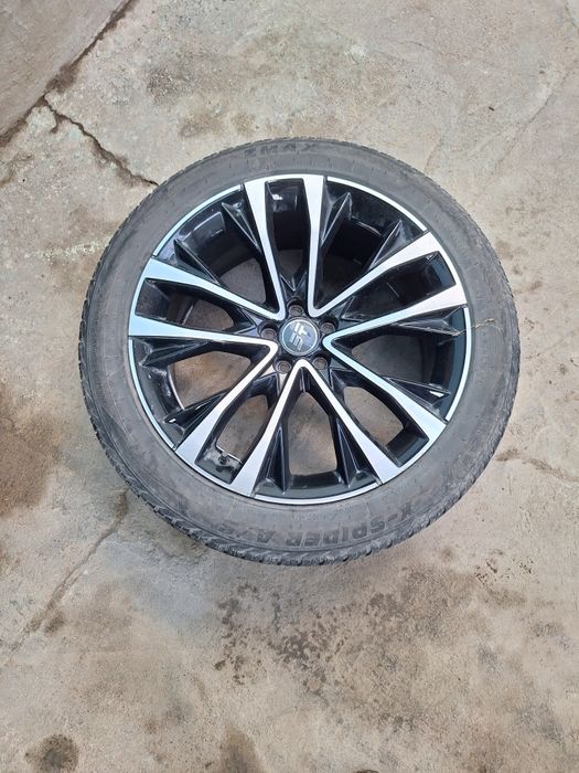 Продаётся полный комплект колёс