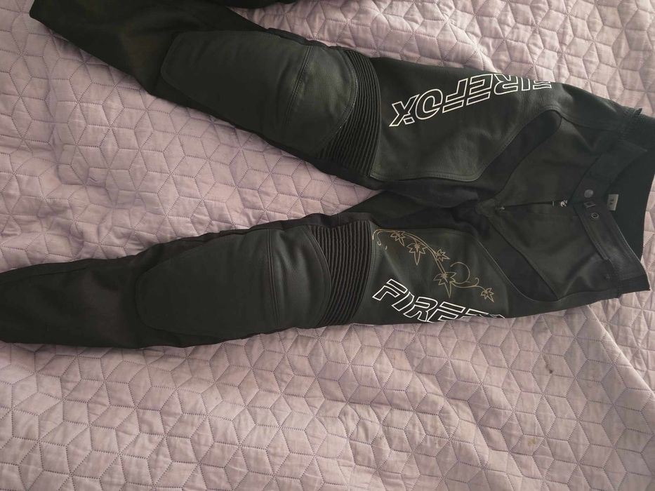 Женски мотоекип размер: яке 38, панталон 34