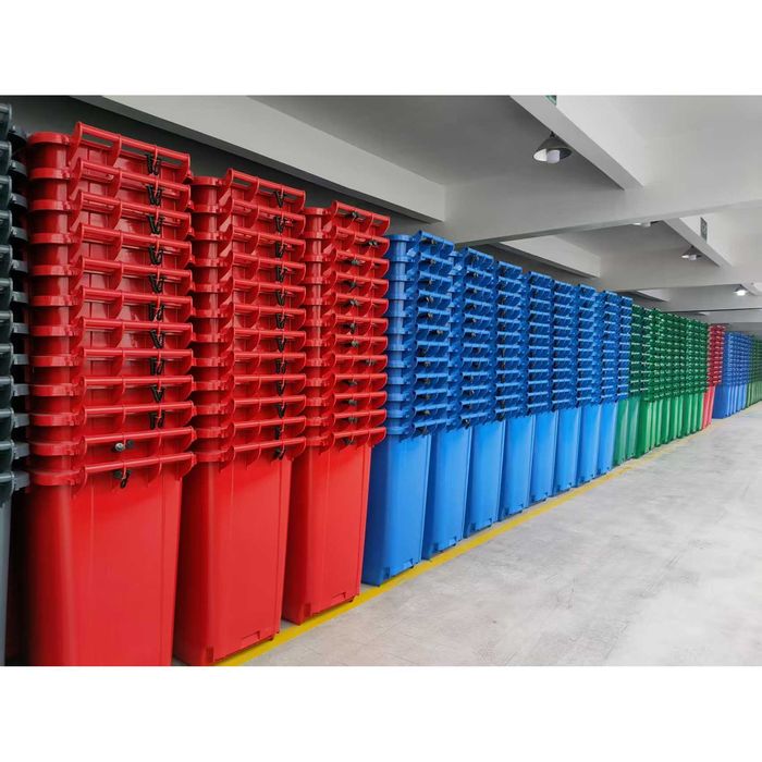 120л Пластиковые Контейнеры – Для большого объёма отходов